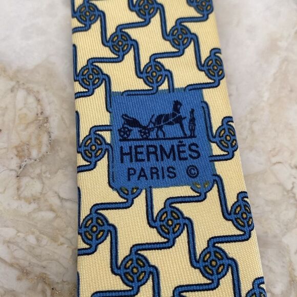 Hermes 100% Silk Tie - Picture 7 of 10